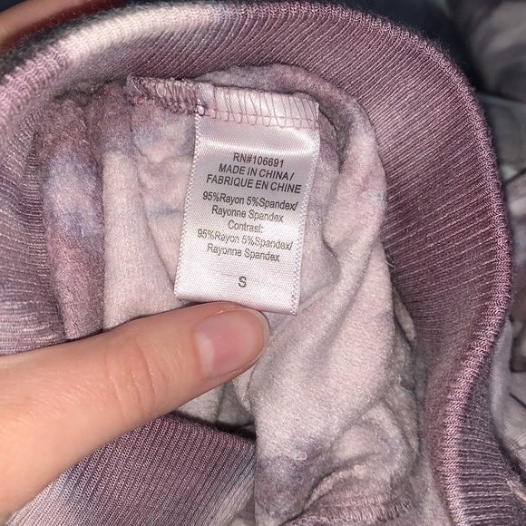 Young Fabulous and Broke | Lavender Comfy Lounge Tie Dye Joggers - Picture 7 of 8